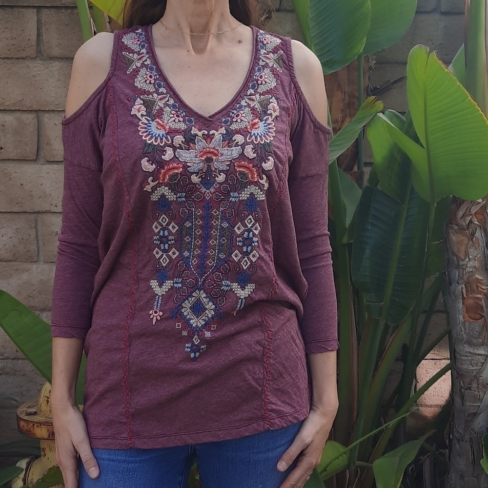 Johnny Was Embroidered Boho Cold Shoulder Top Maroon Burgundy XS